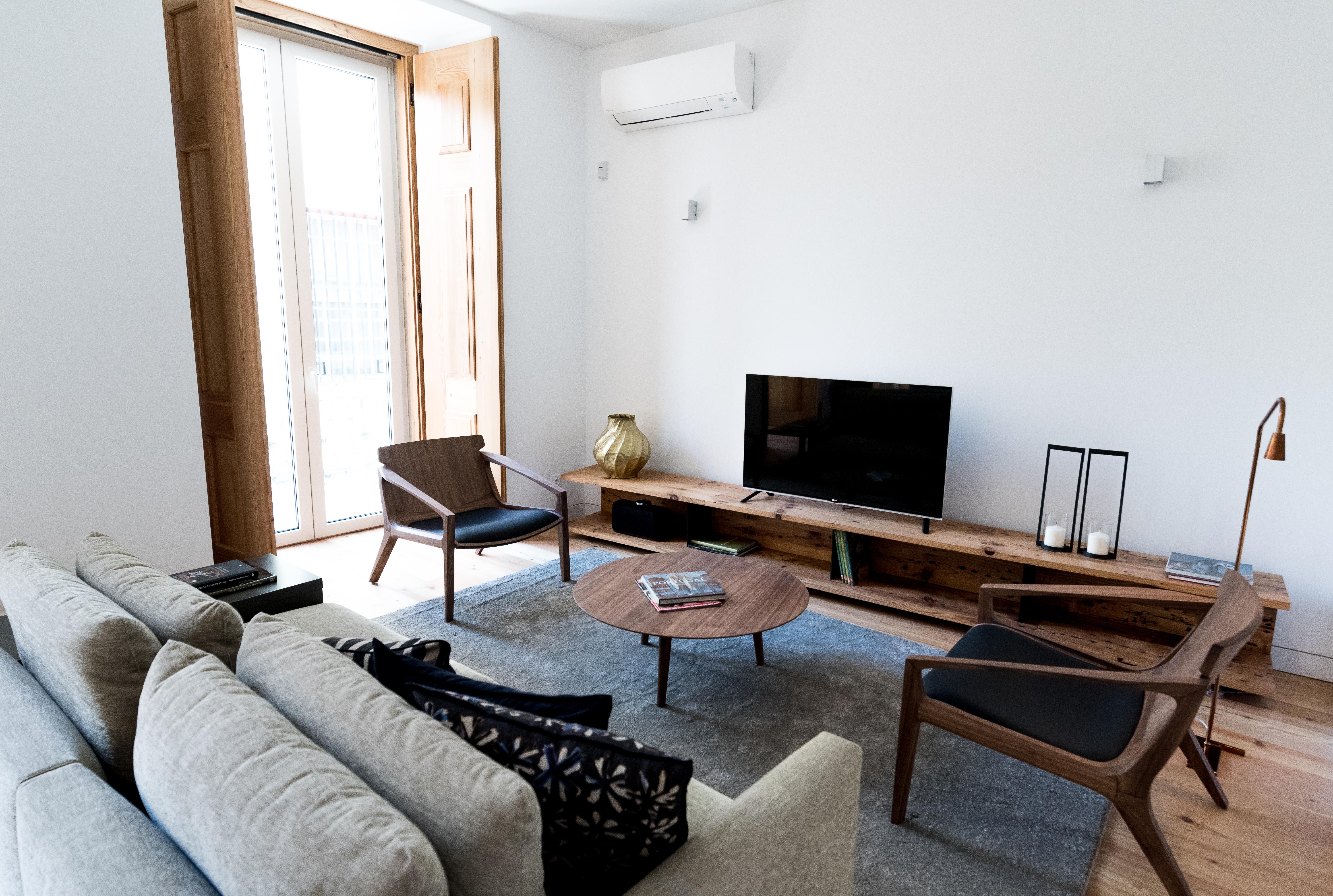 Flora Chiado Apartments Lisbon Exterior photo