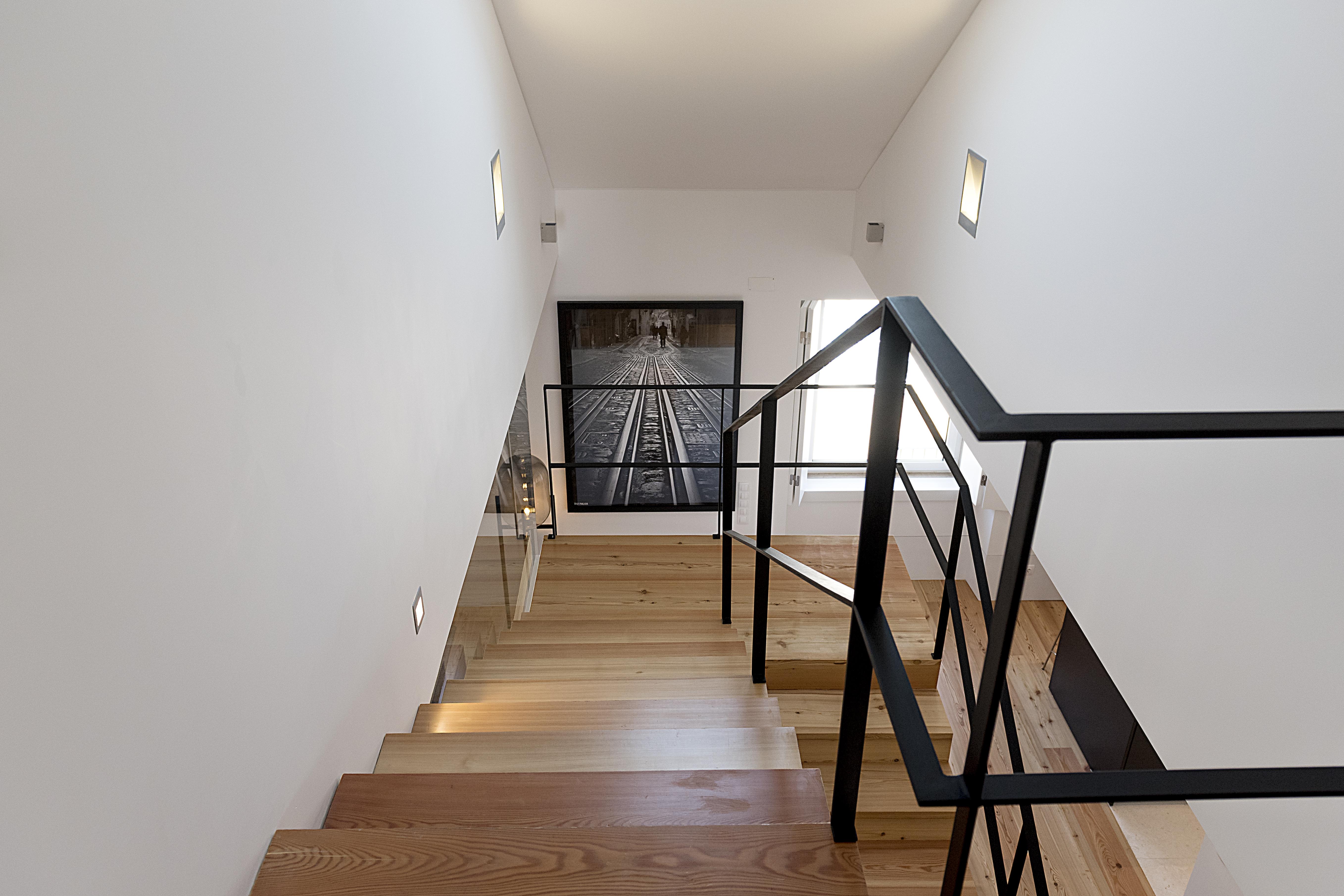 Flora Chiado Apartments Lisbon Exterior photo