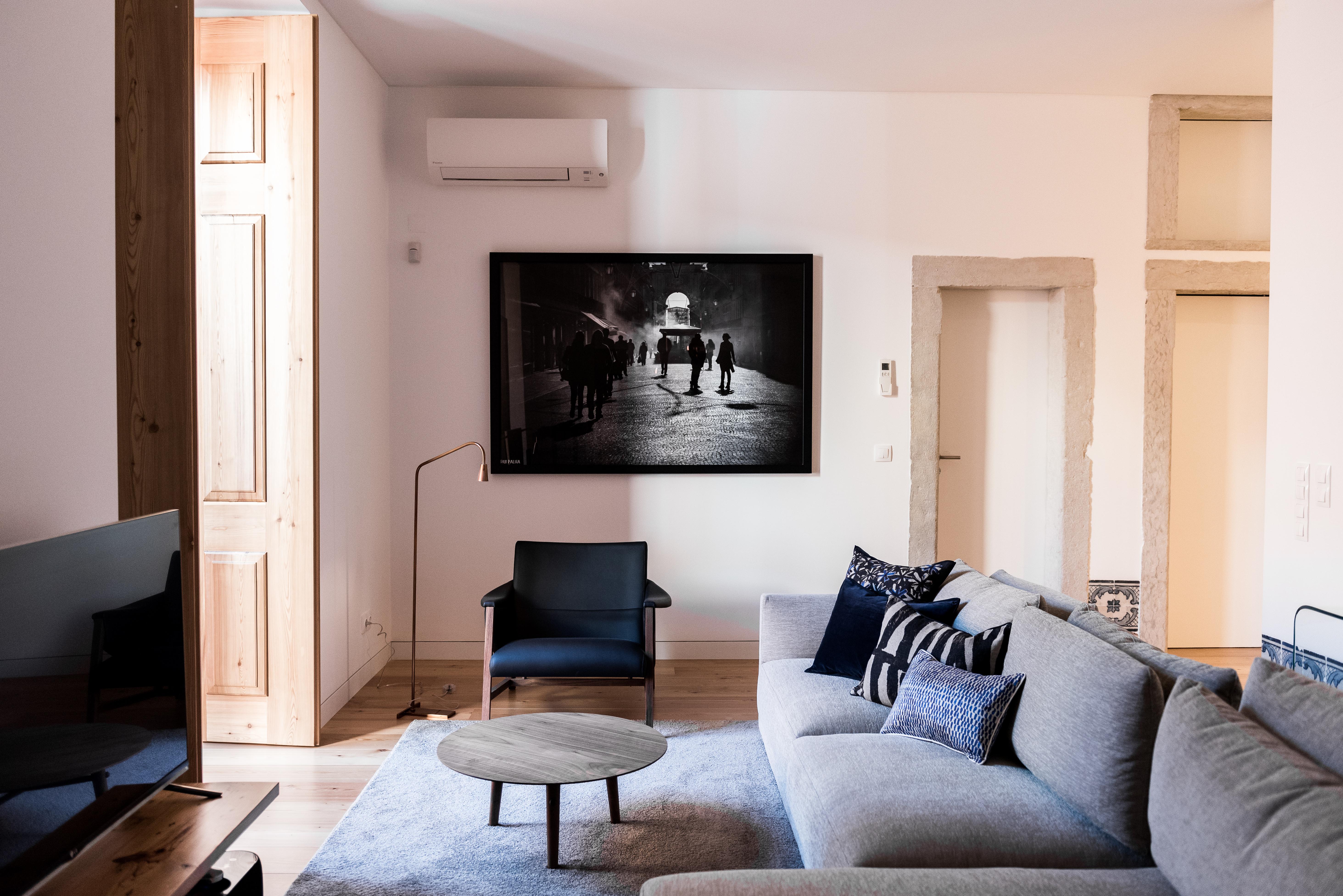 Flora Chiado Apartments Lisbon Exterior photo